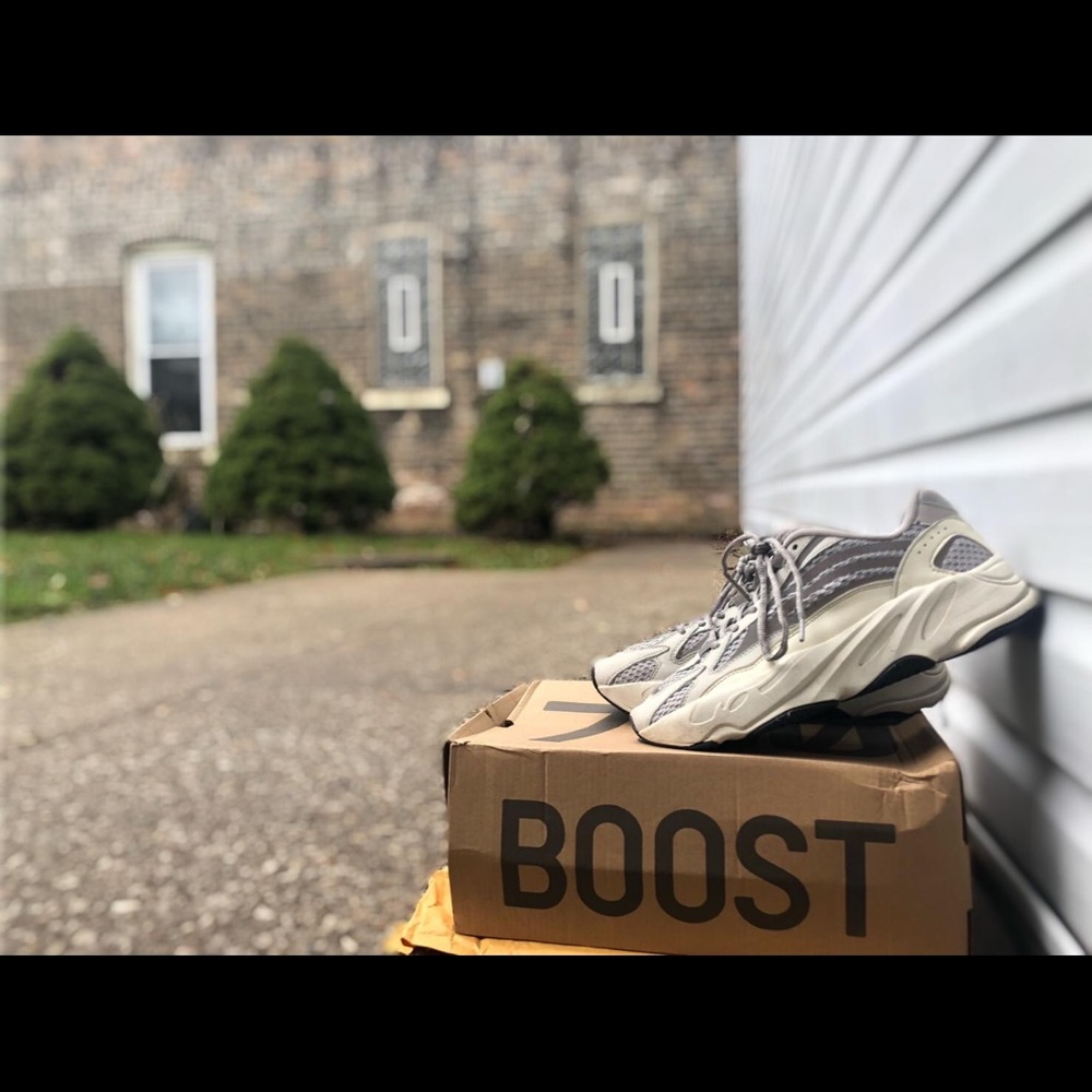 Adidas Yeezy Boost 700 V2 “STATIC” colorway!